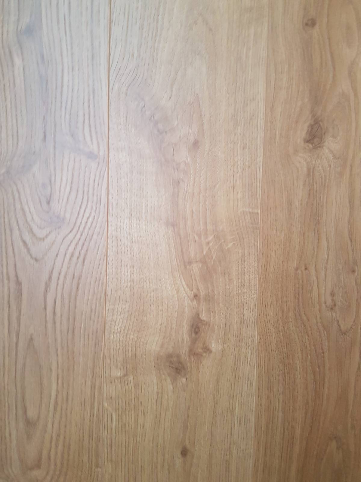 Stratifié Quick Step &#8211; Elite &#8211; Chêne blanc clair Saint-Louis 0