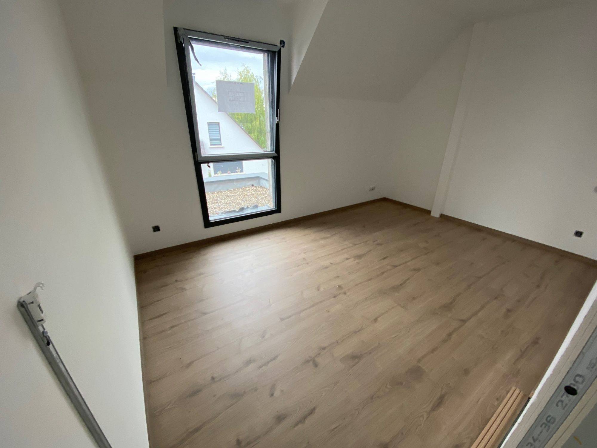 STRATIFIE QUICK STEP GAMME LOC FLOOR LCF 254 CHENE MONTANA NATUREL Wittenheim
