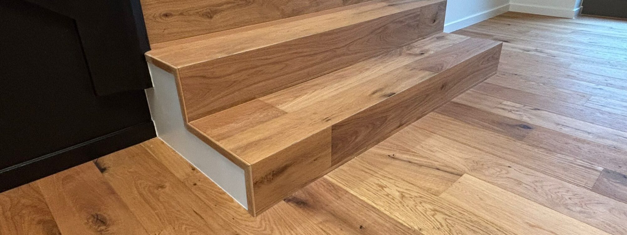 Parquet massif vs parquet contrecoll&eacute; : lequel choisir pour une durabilit&eacute; maximale en zones &agrave; fort passage ? Riedisheim